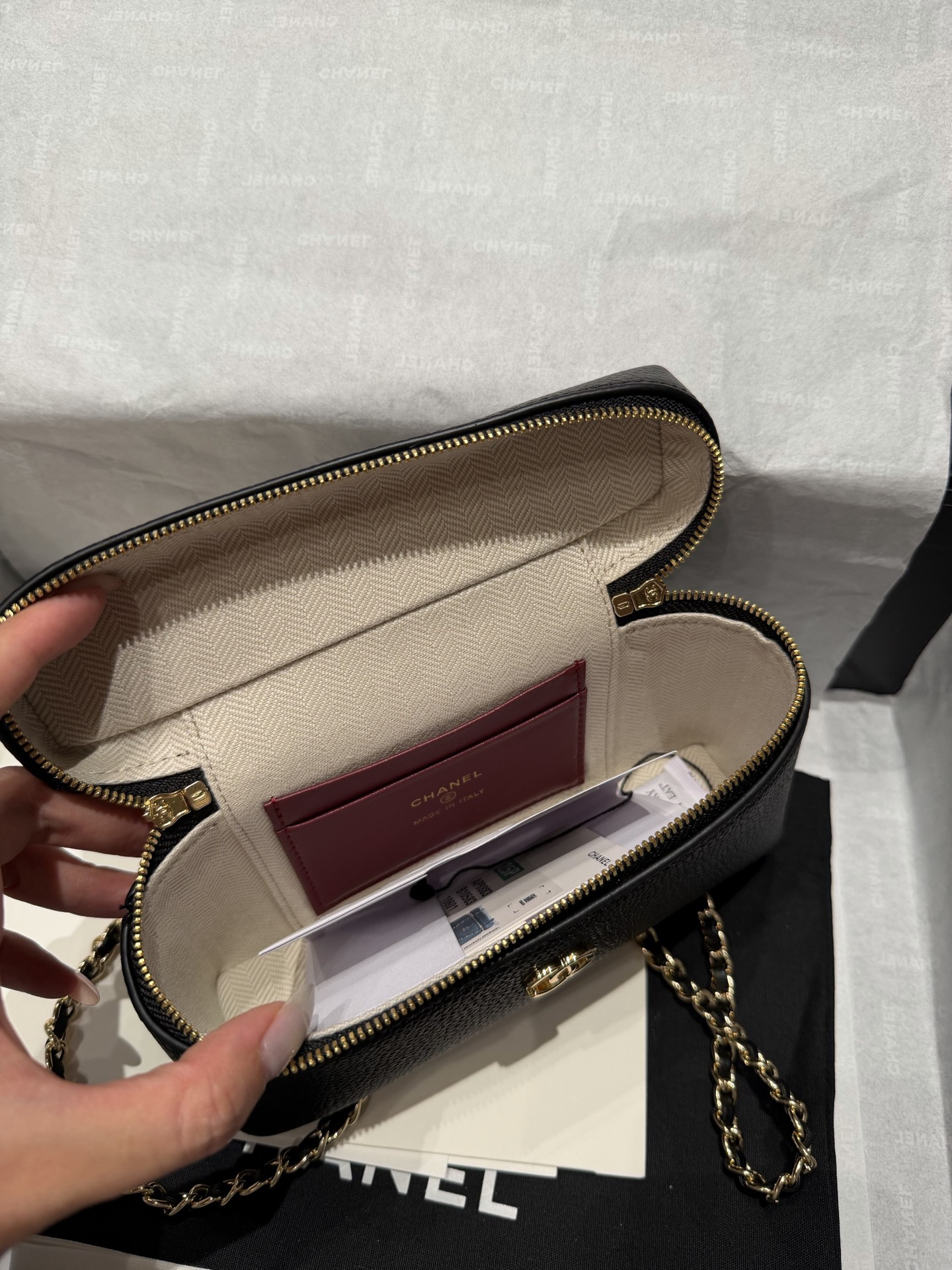 Bag 1228697846