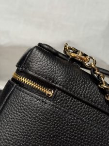 Bag 1228697846
