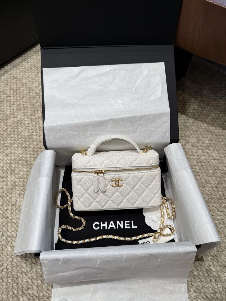 Bag 1228697895
