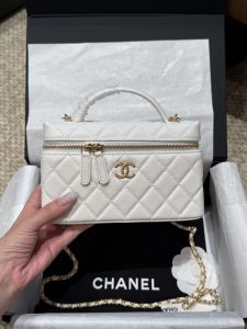 Bag 1228697895