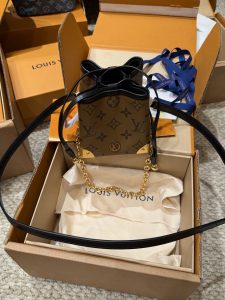 Louis Vuitton Handbag