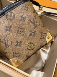 Louis Vuitton Handbag