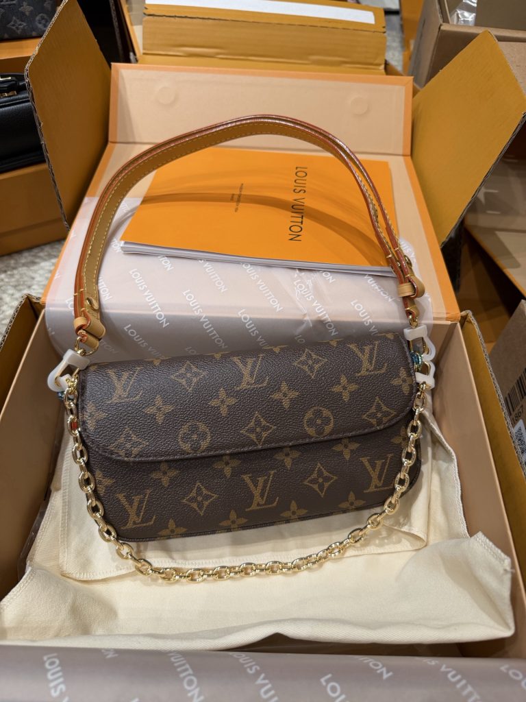 Louis Vuitton Handbag