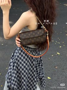 Louis Vuitton Handbag