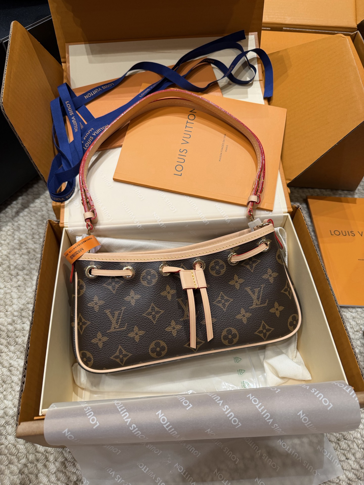 Louis Vuitton Handbag