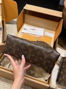 Louis Vuitton Handbag