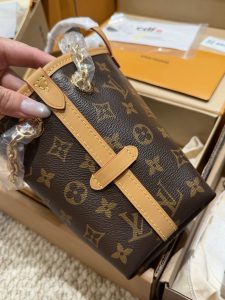 Louis Vuitton Handbag