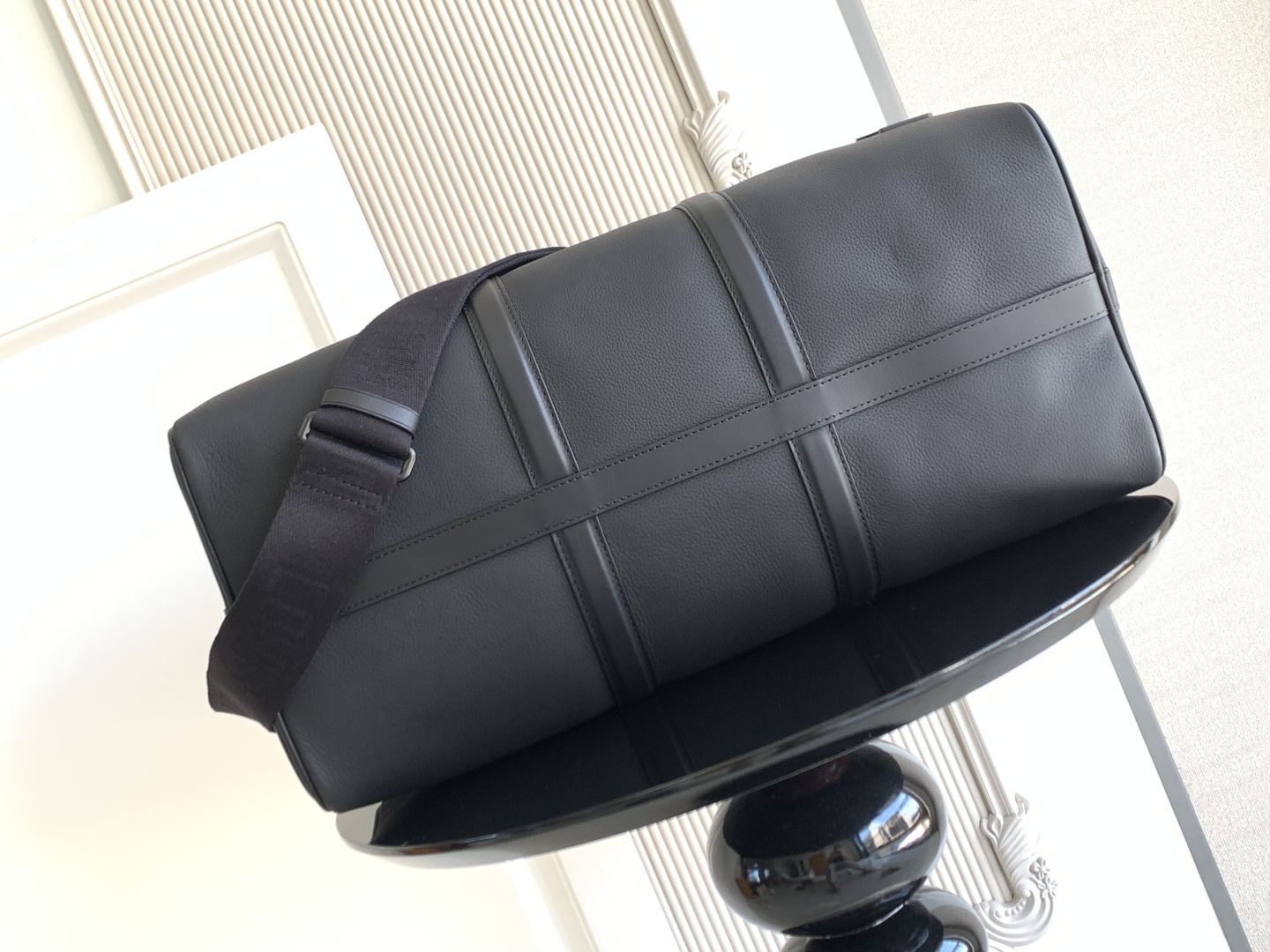 Louis Vuitton Handbag M21420