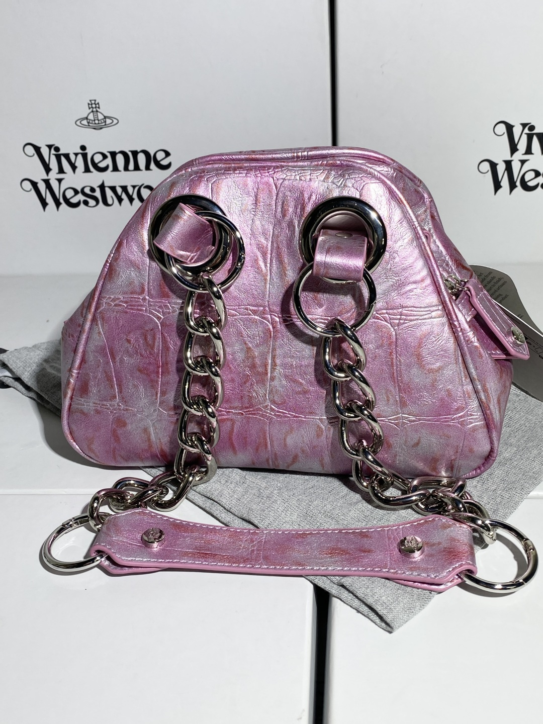 Bag 1228698369