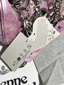 Bag 1228698369
