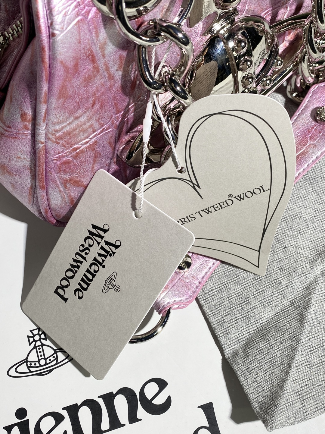Bag 1228698369