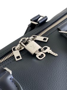 Louis Vuitton Handbag M11693