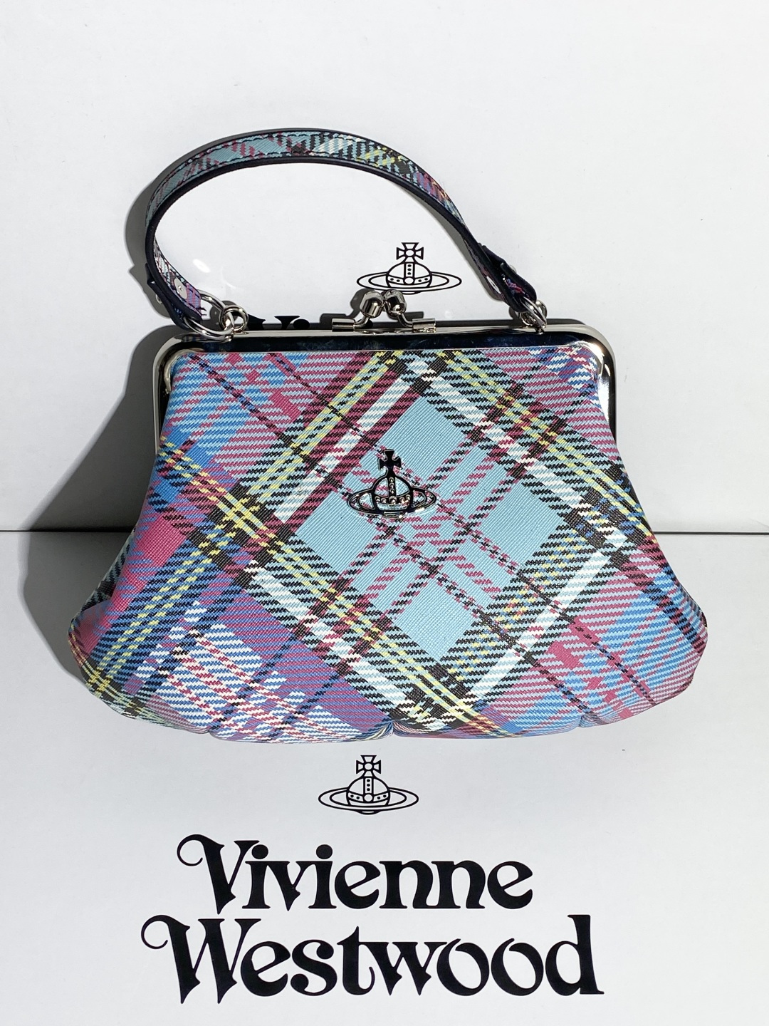Handbag