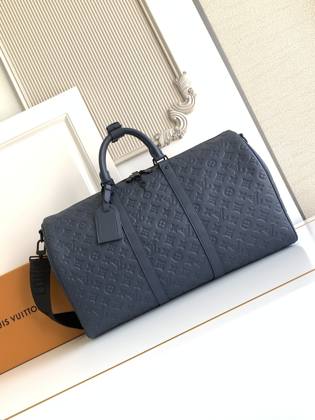 Louis Vuitton Handbag M14840