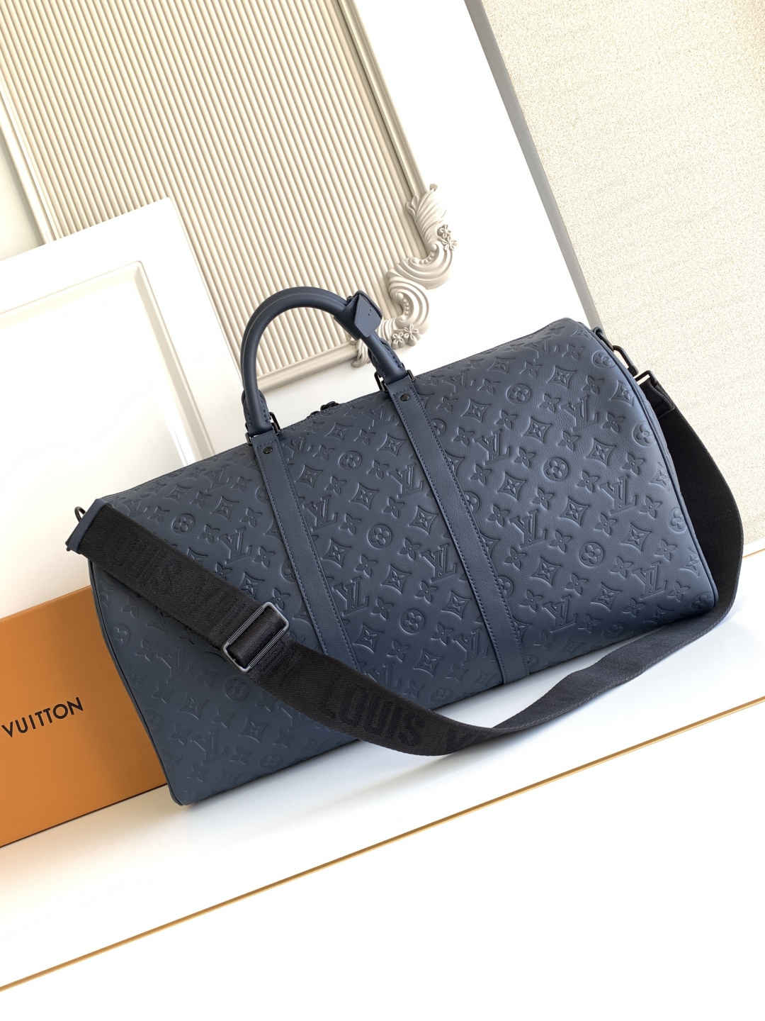 Louis Vuitton Handbag M14840