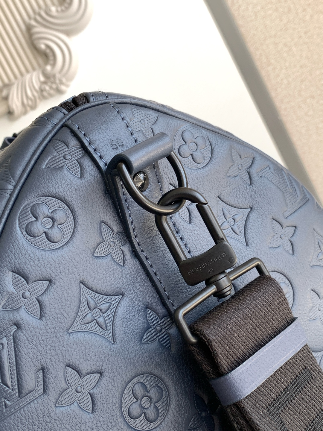 Louis Vuitton Handbag M14840
