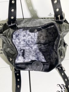 Tote Bag in Black
