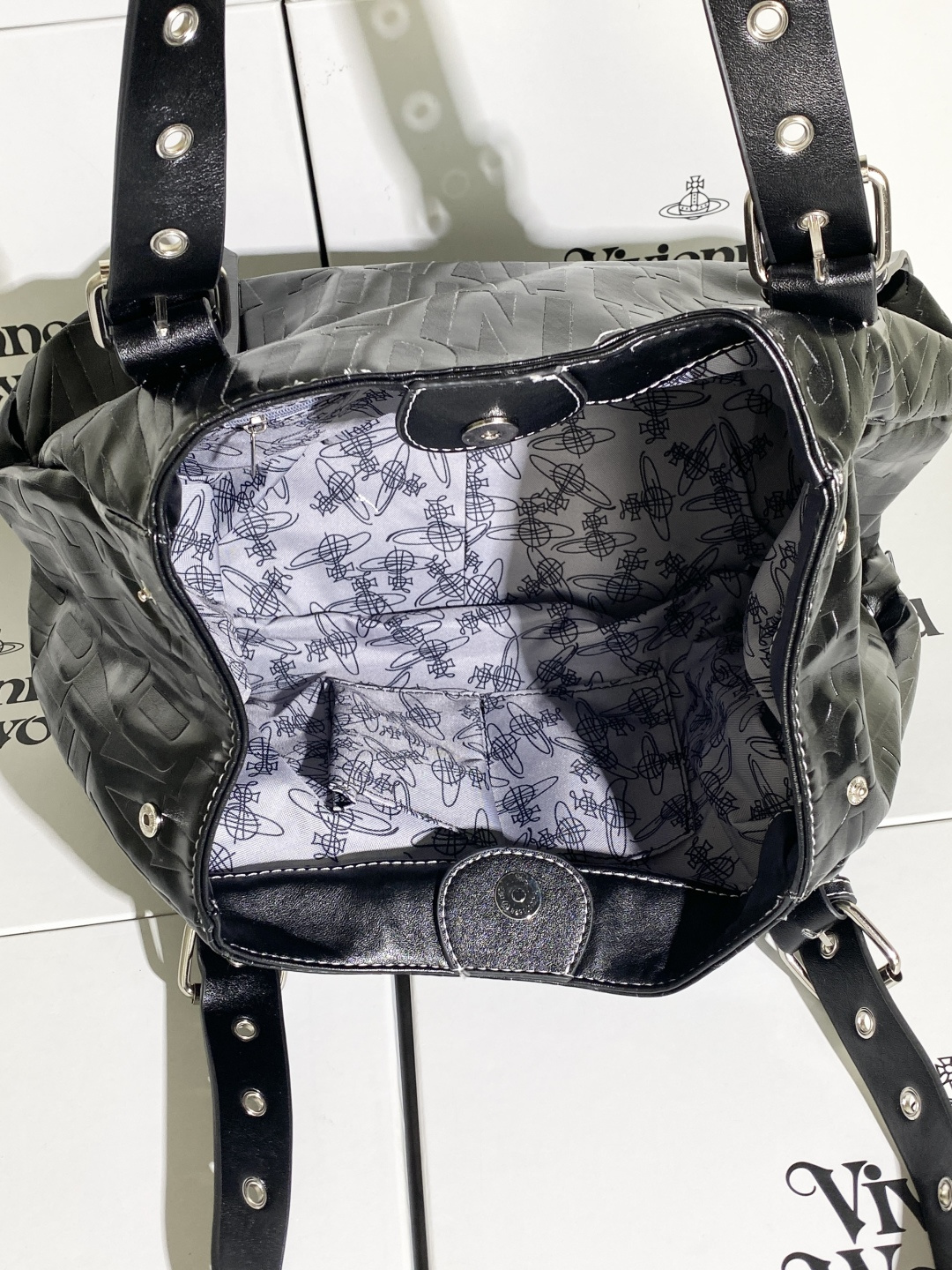 Tote Bag in Black