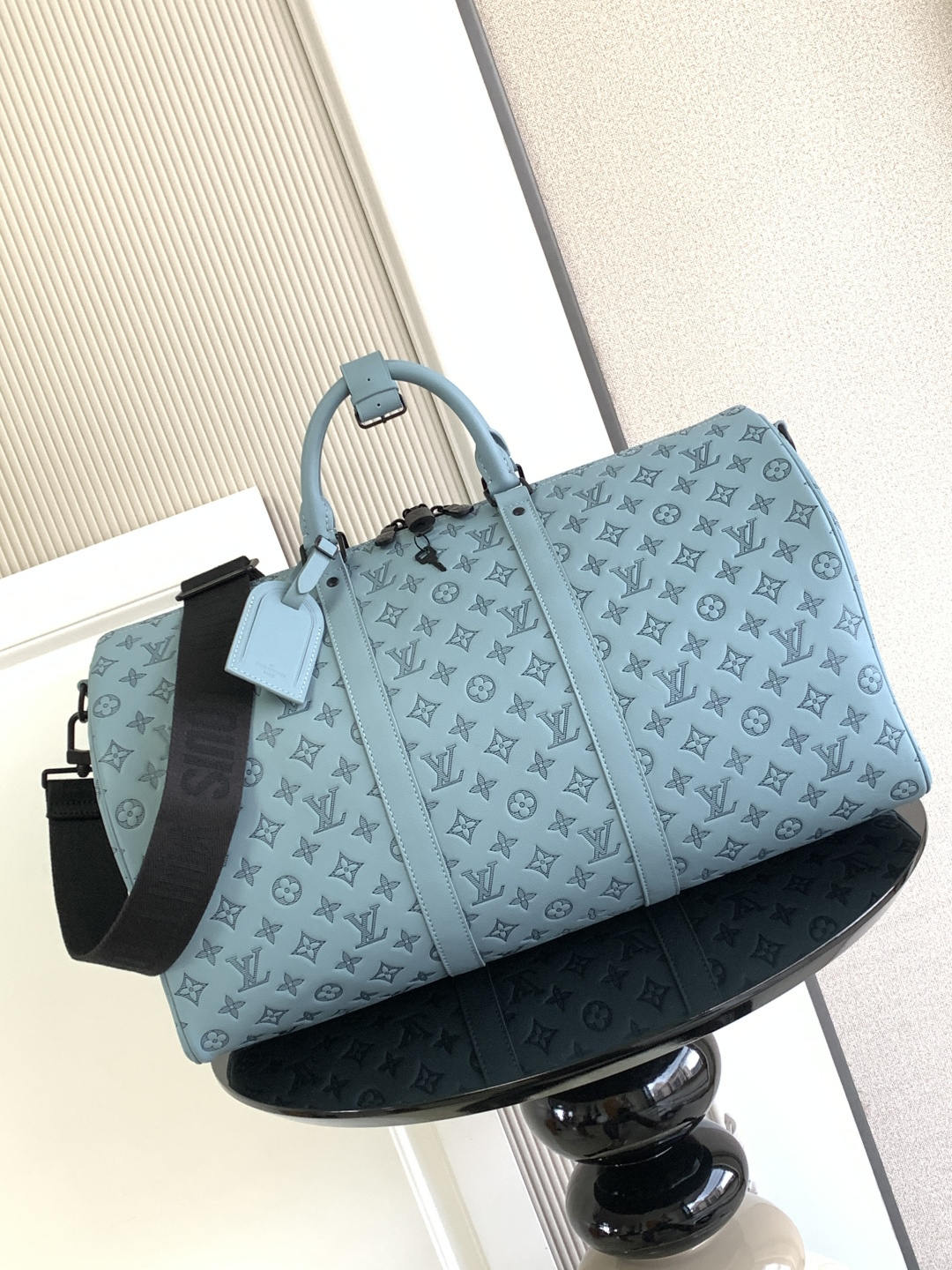 Louis Vuitton Handbag M14842