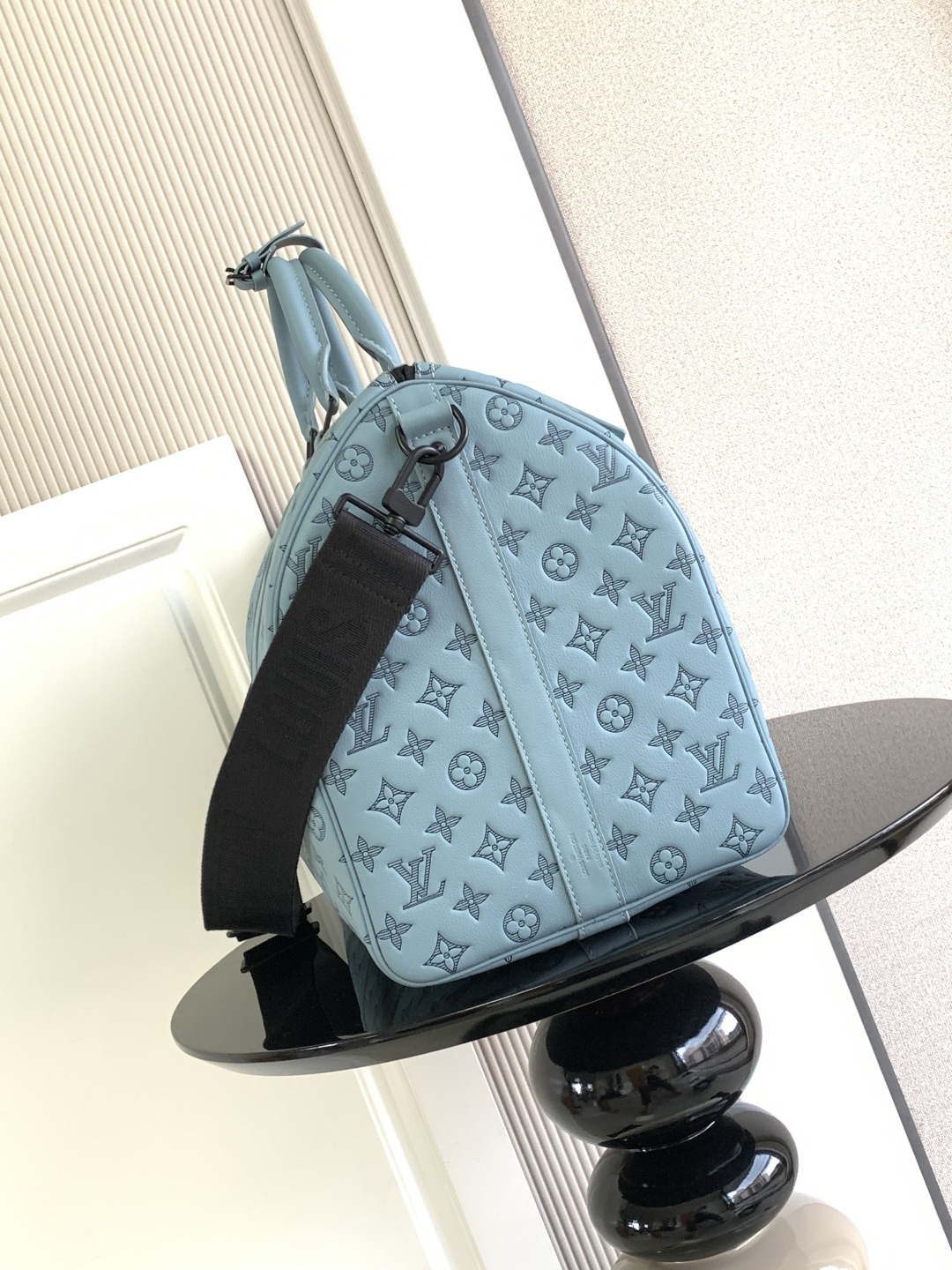 Louis Vuitton Handbag M14842