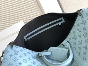 Louis Vuitton Handbag M14842