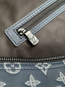 Louis Vuitton Handbag M24953