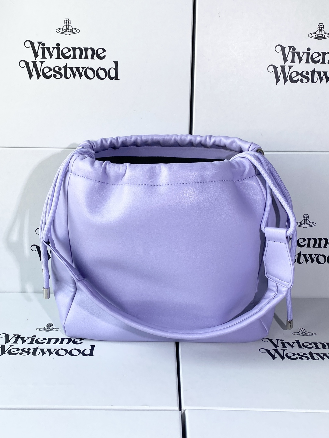 Bag 1228698420