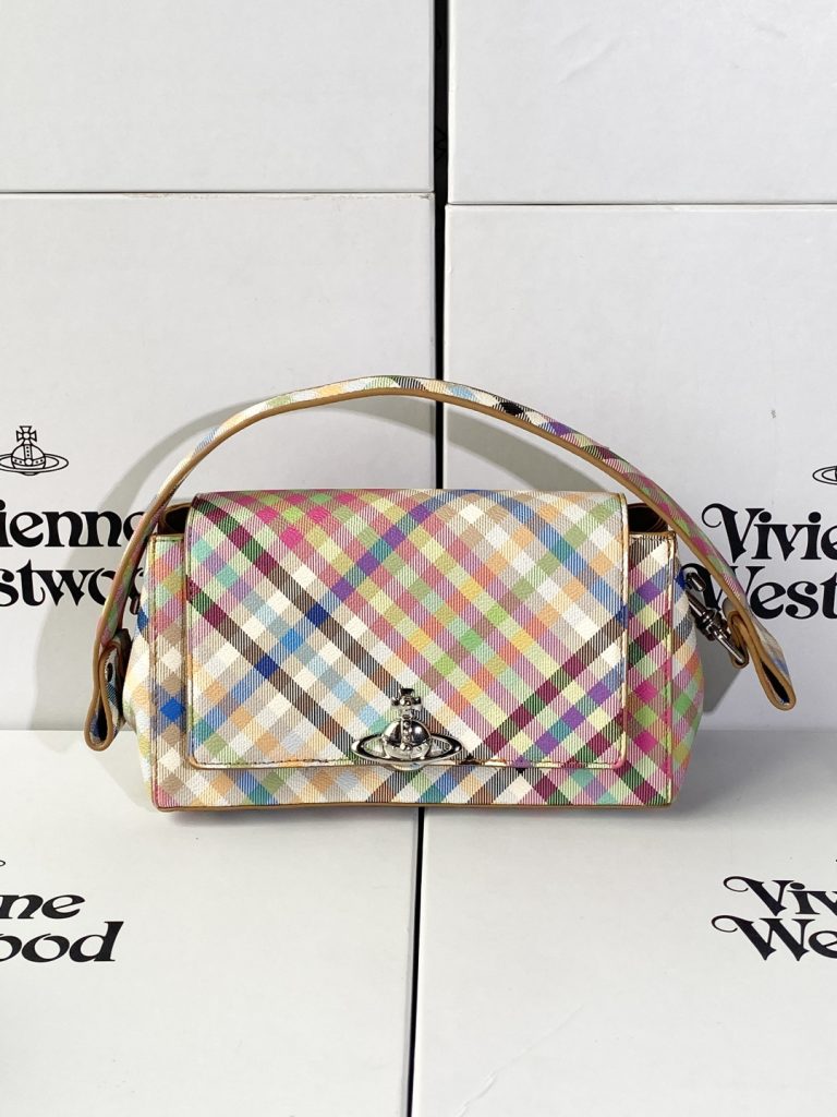 Bag 1228698453