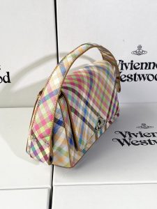 Bag 1228698453