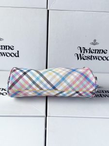 Bag 1228698472