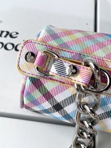 Bag 1228698472