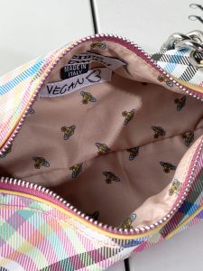 Bag 1228698472