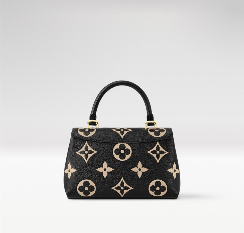 Louis Vuitton Pochette Metis Handbag M45978