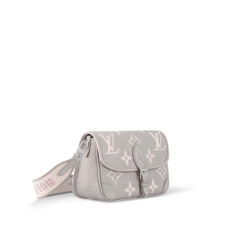 Louis Vuitton Shoulder Bag M14214