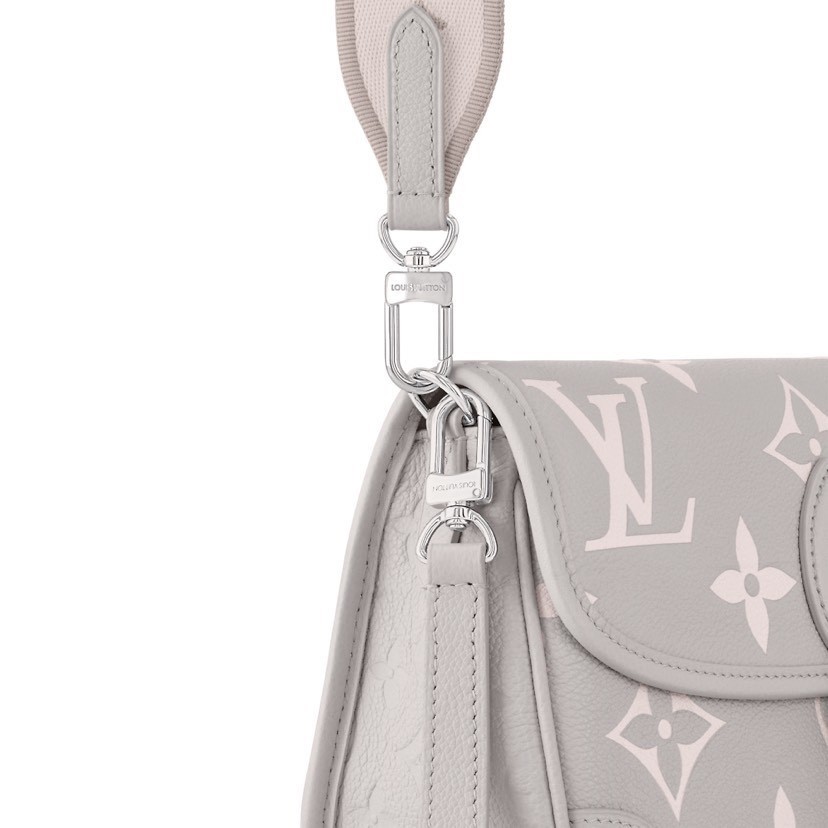 Louis Vuitton Shoulder Bag M14214
