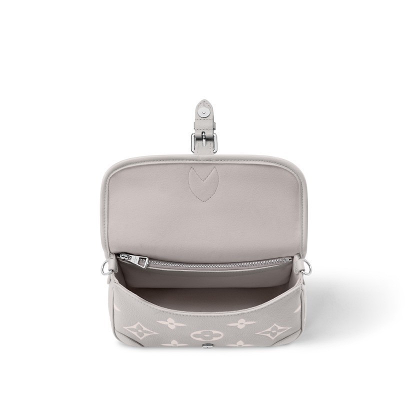 Louis Vuitton Shoulder Bag M14214
