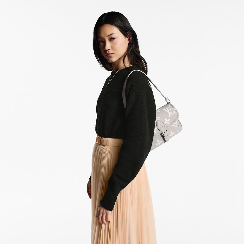 Louis Vuitton Shoulder Bag M14214
