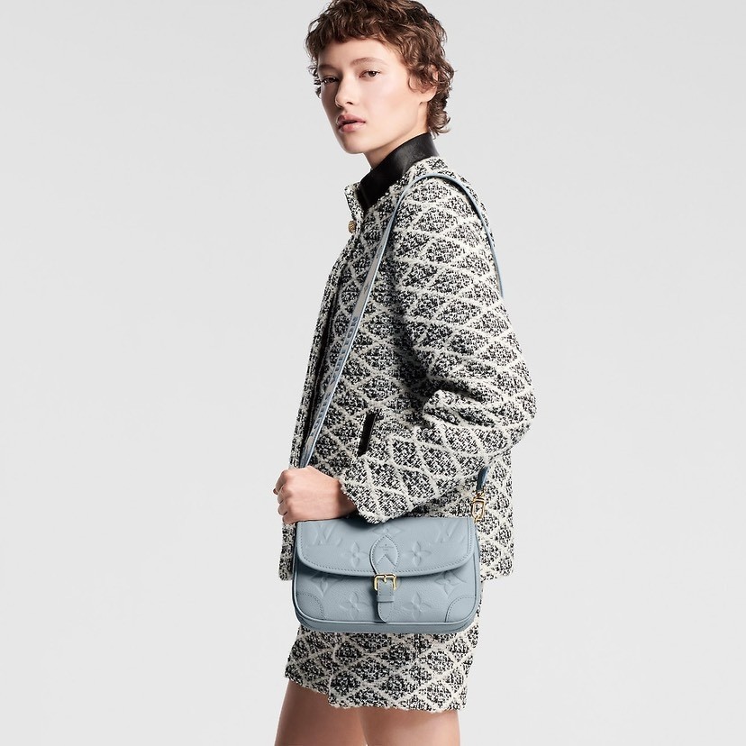 Louis Vuitton Handbag M46846