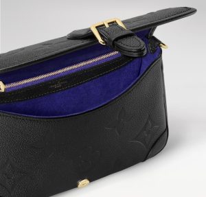 Louis Vuitton Shoulder Bag M46386