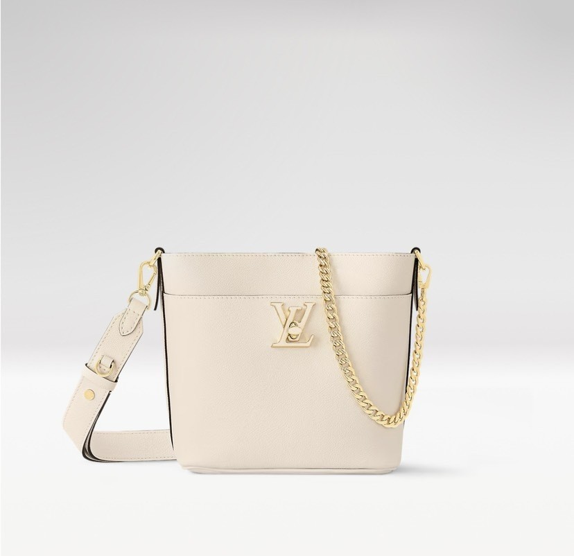 Louis Vuitton Bucket Bag M24638