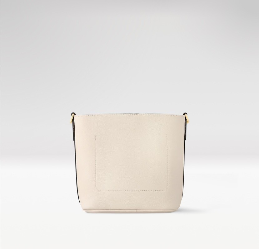 Louis Vuitton Bucket Bag M24638