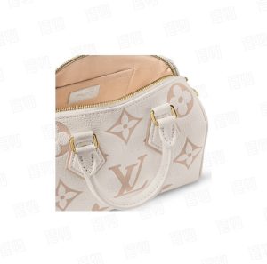 Louis Vuitton Shoulder Bag M46875