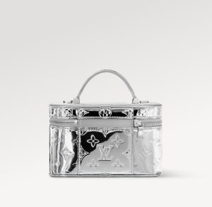 Louis Vuitton Handbag M26097