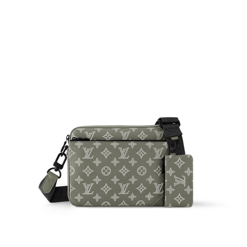 Louis Vuitton Messenger Bag M12490