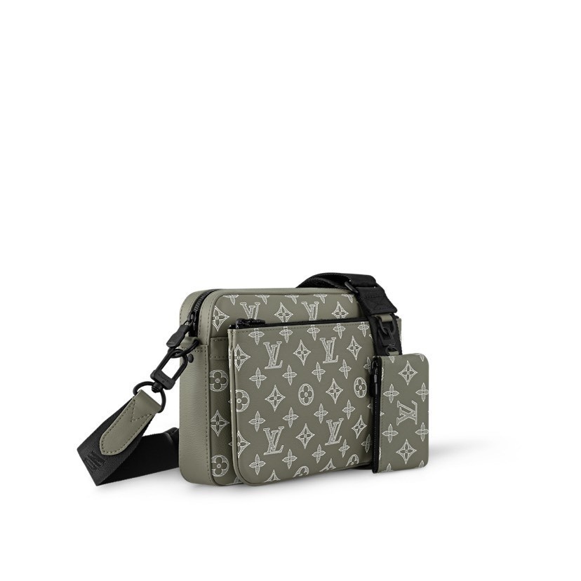 Louis Vuitton Messenger Bag M12490