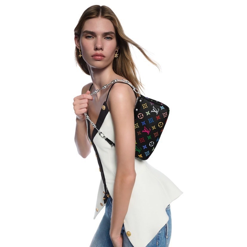 Louis Vuitton Handbag M13663