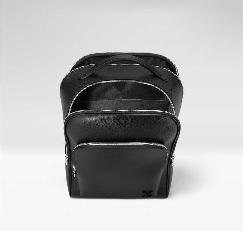 Louis Vuitton Backpack M30977