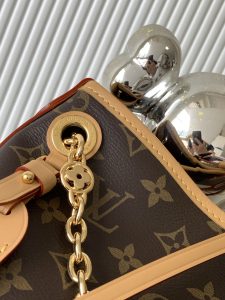 Louis Vuitton Bag M13014