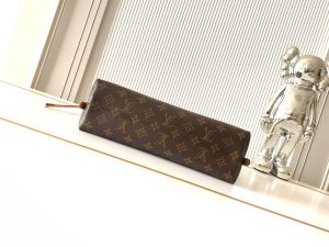 Louis Vuitton Shoulder Bag M28101
