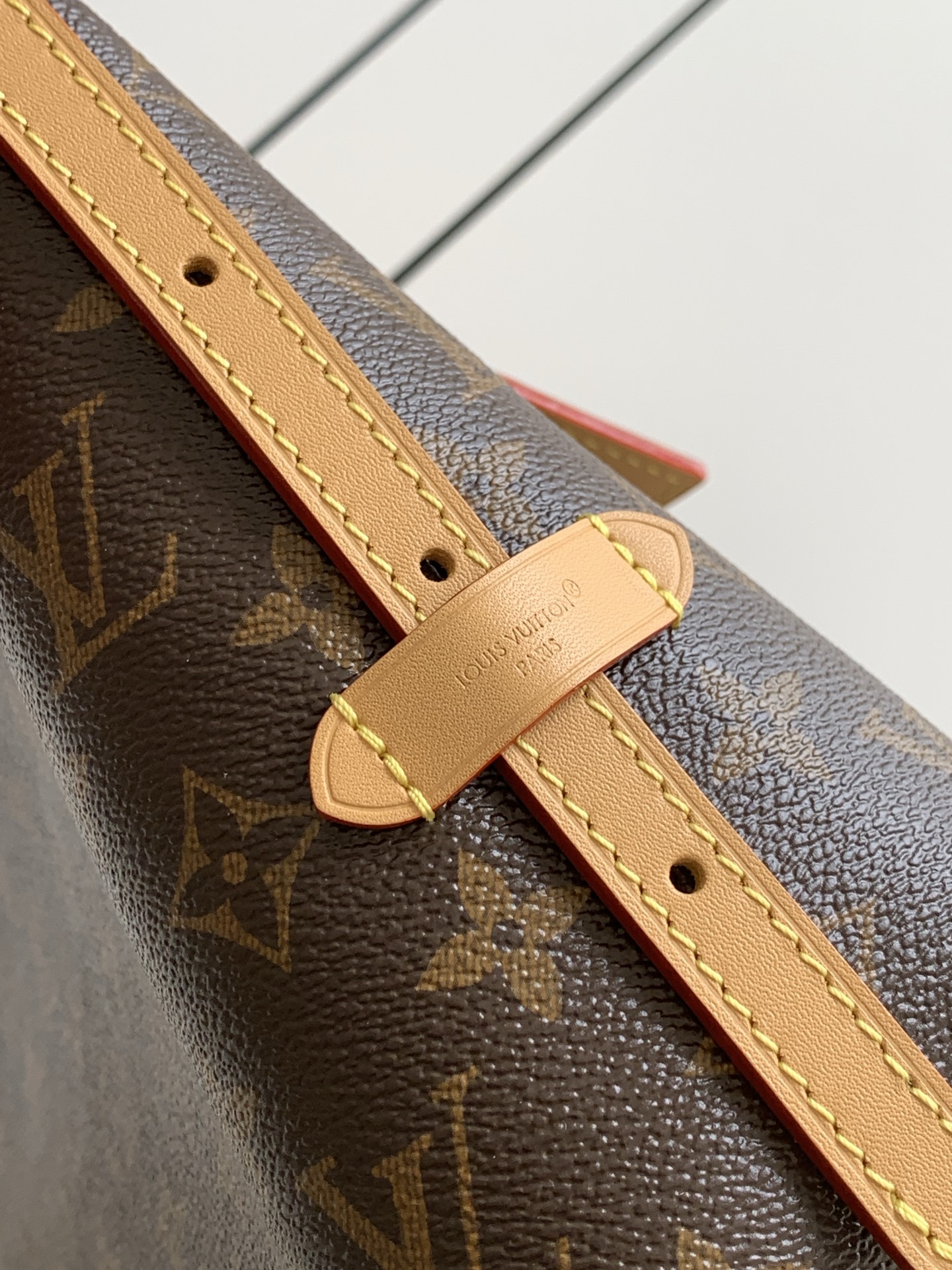 Louis Vuitton Shoulder Bag M28101